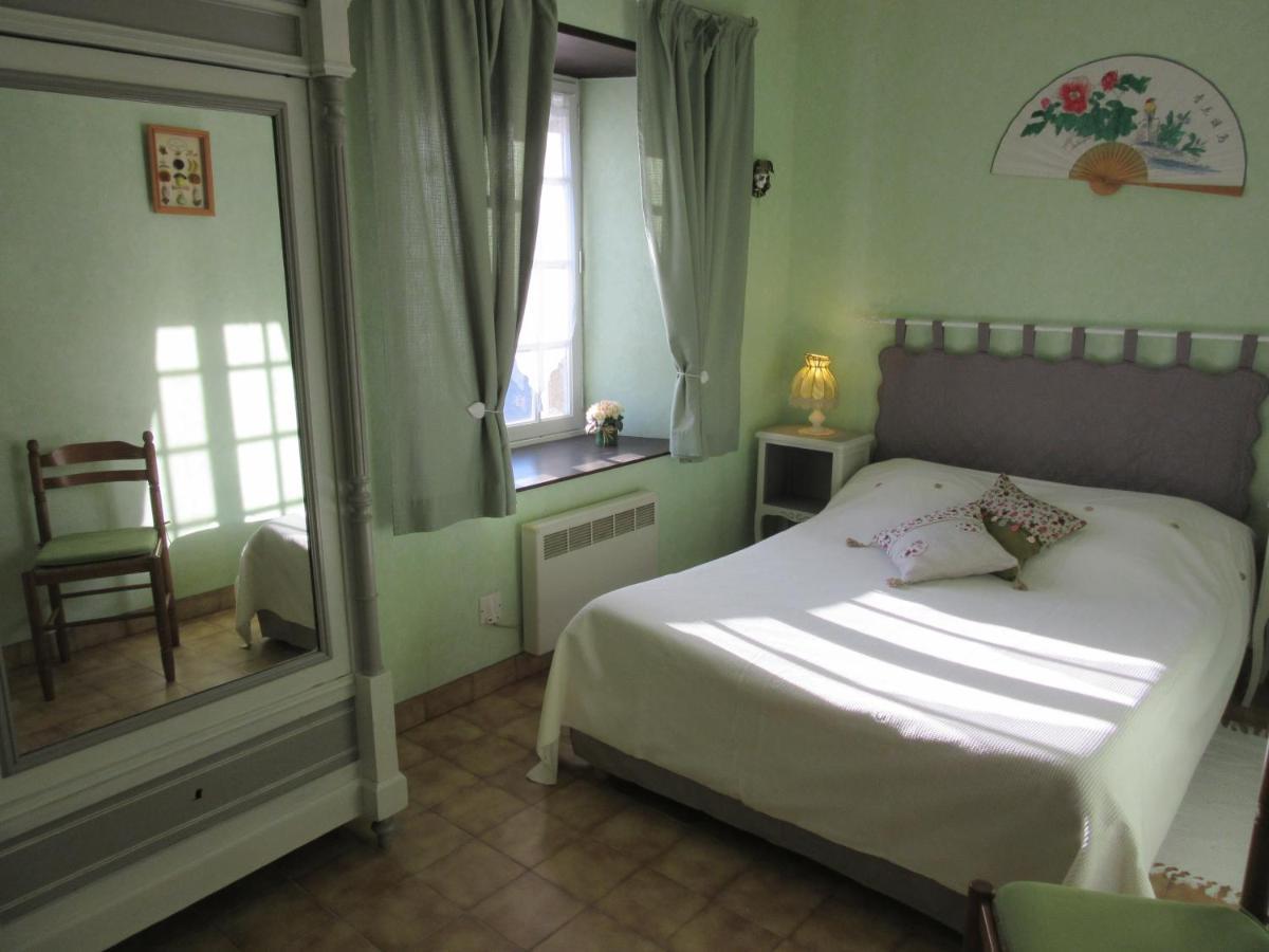 Le Haut Manoir Tourville-sur-Sienne Exteriör bild